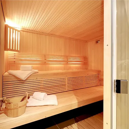 Chalet de 175m² à Courchevel Le Praz - Confort et Charme pour 10 Personnes - Sauna et Terrasse - FR-1-575-11 Casa de Férias Courchevel